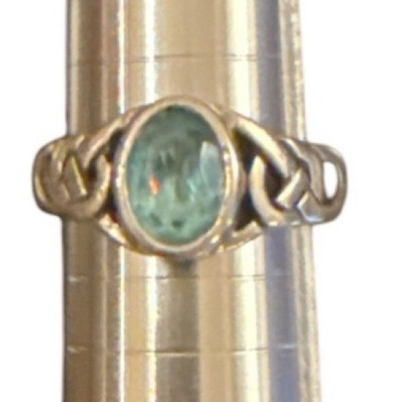 Vintage Sterling Silver 925 Blue Topaz Ring Size 7.5 Celtic Band Bezel Set Oval - Picture 3 of 9